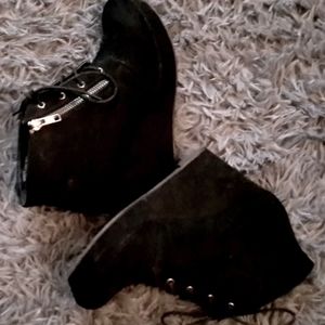 Blank ankle booties